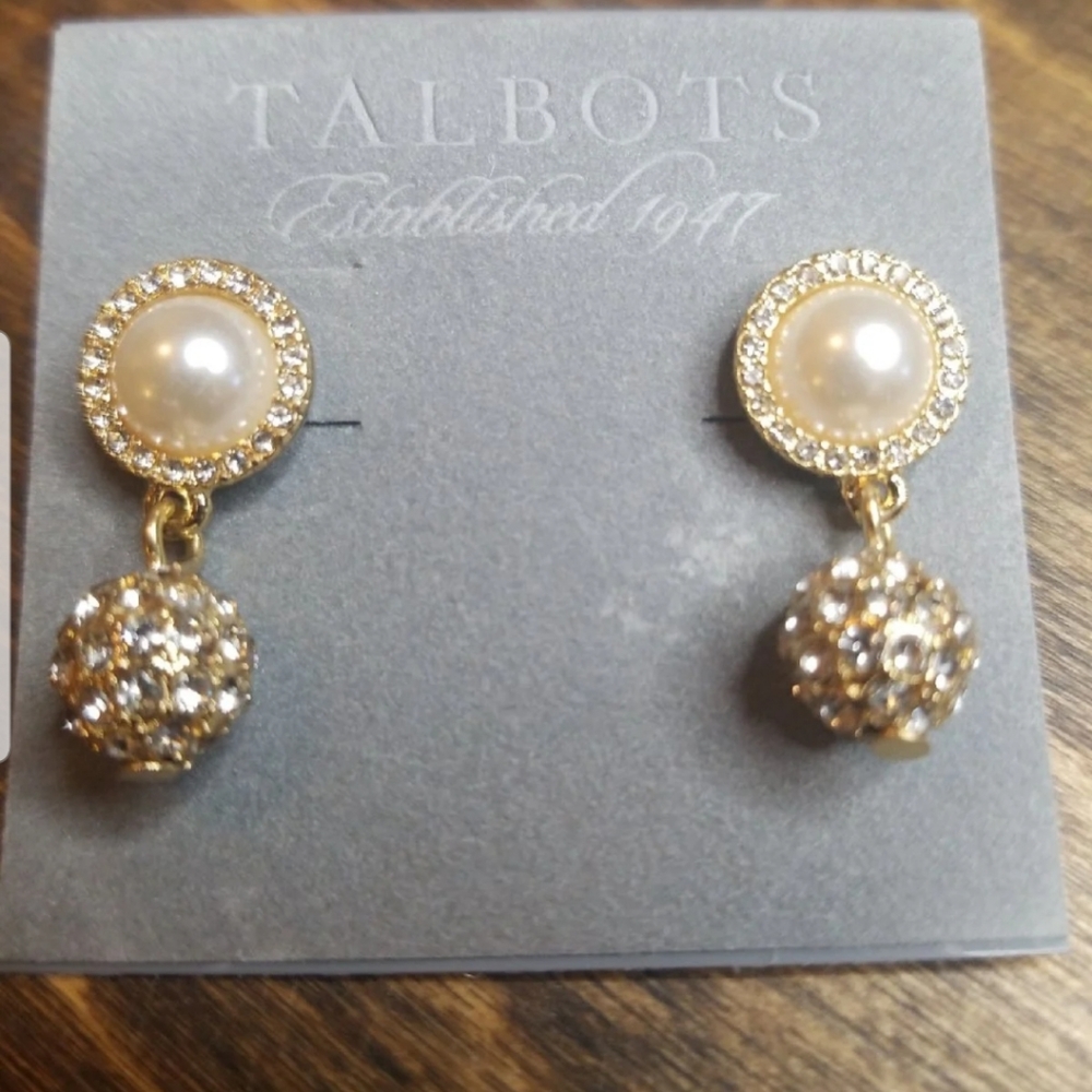 Earrings - Picture 4 of 5